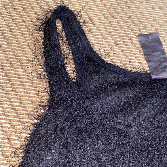 Flowy black shirt - Picture 4 of 4